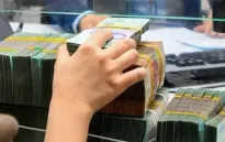 Thêm nhiều ngân hàng tăng lãi suất tiết kiệm