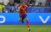 Lamine Yamal phá kỷ lục của Pele