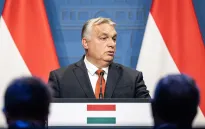 EU yêu cầu Hungary giải trình việc nới lỏng thị thực