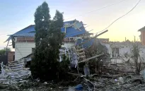 Ukraine đưa 300 quân và xe bọc thép tấn công lãnh thổ Nga