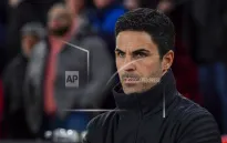 Arteta dùng kẻ trộm để huấn luyện các cầu thủ Arsenal