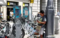 Nắng nóng kỷ lục 52 độ C tại thủ đô Madrid, Tây Ban Nha