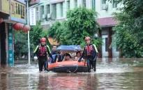 Trung Quốc sơ tán hơn 80.000 người dân do mưa lớn