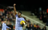 Vinicius sẽ nhận lương cao hơn Cristiano Ronaldo nếu đến Saudi Arabia