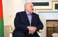 Belarus kêu gọi Nga và Ukraine đàm phán