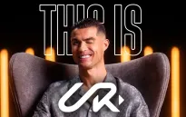 Vừa mở kênh Youtube, Ronaldo ẵm ngay nút vàng