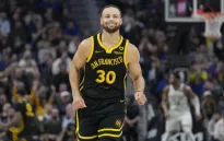 Stephen Curry và những khó khăn khi trở lại Golden State Warriors