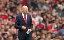 Tạm rời Man United, Ten Hag vẫn phải nhận thất bại