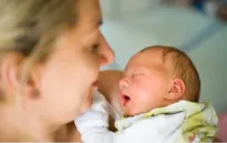 Tỷ lệ sinh của Nga giảm xuống mức thấp nhất trong 25 năm
