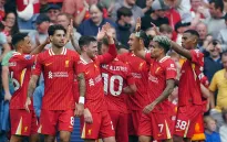 Thắng đậm Bournemouth, Liverpool tạm chiếm ngôi đầu