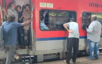 Giẫm đạp tại ga tàu ở Ấn Độ, ít nhất 9 người bị thương
