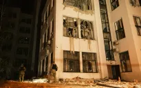 Bom Nga phá hủy tòa nhà lịch sử ở Kharkov, Ukraine
