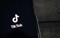 Tiktok đối mặt với vụ kiện tập thể tại Pháp vì nội dung độc hại