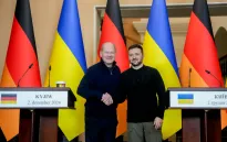 Đức cam kết viện trợ quân sự gần 700 triệu USD cho Ukraine
