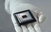 Google ra mắt chip điện toán lượng tử mới