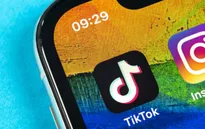 TikTok "mua" người dùng tại Mỹ