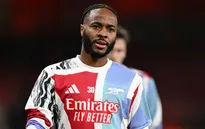 Raheem Sterling bất ngờ 'mất tích': Arsenal loay hoay trước Crystal Palace!