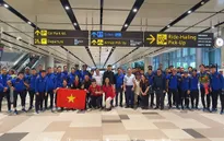 Đội tuyển Việt Nam đã có mặt tại Singapore, chuẩn bị cho trận bán kết lượt đi