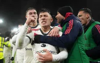 Liverpool chia điểm trên sân nhà trước Manchester United