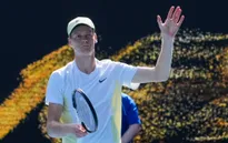 Jannik Sinner tiến vào vòng 2 Australia mở rộng 2025