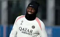 Manchester United và Tottenham đua ký hợp đồng mượn Randal Kolo Muani từ PSG: Cơ hội vàng hay thử thách mới?