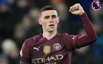 Man City thắng hủy diệt, Man Utd lại bạc nhược