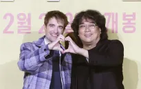Robert Pattinson hết lời ca ngợi đạo diễn Bong Joon Ho