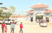 Hái lộc đầu năm tại ngôi chùa Việt lớn nhất ở Campuchia