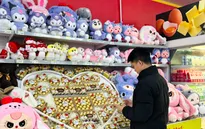 Sôi động thị trường quà tặng Valentine