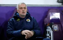 "Người đặc biệt" Mourinho bị Galatasaray khởi kiện