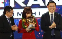 Cầu thủ 37 tuổi giành Quả bóng vàng Việt Nam