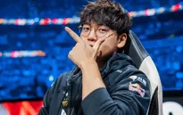 T1 gây bão: "Cướp" suất đánh chính của tân binh Smash để đưa Gumayusi trở lại!