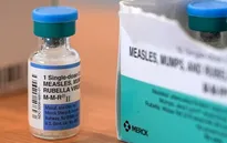 Dịch sởi bùng phát tại Mỹ, giới chức kêu gọi tăng cường tiêm vaccine