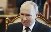 Tổng thống Nga Putin tuyên bố ngừng bắn dịp Lễ Phục sinh