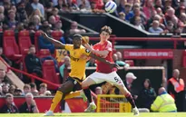 Man Utd nhận thất bại, Chelsea ngược dòng giành chiến thắng