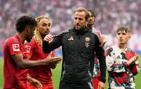 Bayern Munich đánh rơi chiến thắng phút chót, Harry Kane tiếp tục lỡ hẹn danh hiệu