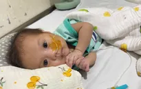 Ước nguyện được phẫu thuật tim bẩm sinh cho con của gia đình có hoàn cảnh khó khăn