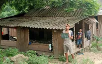 Chung tay cùng Quỹ Tấm lòng Việt nối nhịp cầu nhân ái đến bản Lòm xa xôi