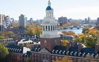 Mỹ thu hồi quyền tuyển sinh quốc tế của Đại học Harvard
