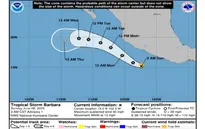 Bão nhiệt đới Barbara mạnh lên ngoài khơi bờ biển Mexico
