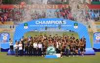 Vòng 21 giải HNQG 2024/2025: Phù Đổng Ninh Bình nâng cúp vô địch, Huế nói lời chia tay