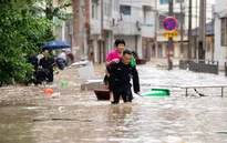 Hơn 80.000 người phải sơ tán vì lũ lụt nghiêm trọng tại Tây Nam Trung Quốc