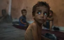 Người mẹ chật vật nuôi 6 con trong nạn đói ở Gaza