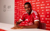 Chiêu mộ Isak, Liverpool phá kỷ lục chuyển nhượng