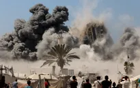 Israel không kích tòa tháp ở thành phố Gaza, đẩy mạnh chiến dịch tấn công