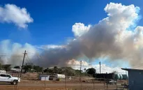 Cháy rừng ở Hawaii buộc người dân Maui phải sơ tán khẩn cấp