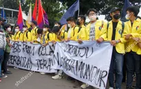 Sinh viên Indonesia biểu tình sau hàng loạt vụ ngộ độc “bữa ăn miễn phí”