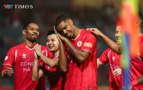 VAR "cứu" đội khách 1 bàn, Công an Hà Nội vẫn giành trọn 3 điểm