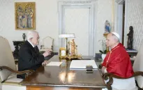 Giáo hoàng Leo XIV cùng Tổng thống Palestine Abbas tìm giải pháp cho khủng hoảng Gaza
