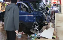 Xe tải lao vào khu chợ đông đúc ở Hàn Quốc, ít nhất 2 người thiệt mạng